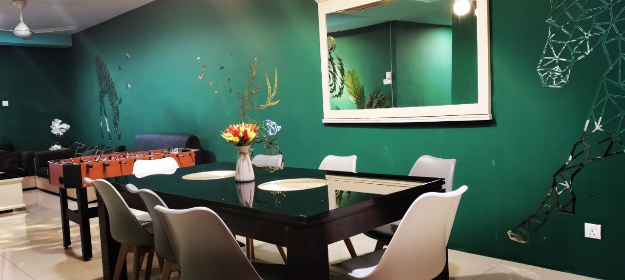 Cozy Forest Themed Homestay 4 Bedroom Kuala Lumpur Buitenkant foto