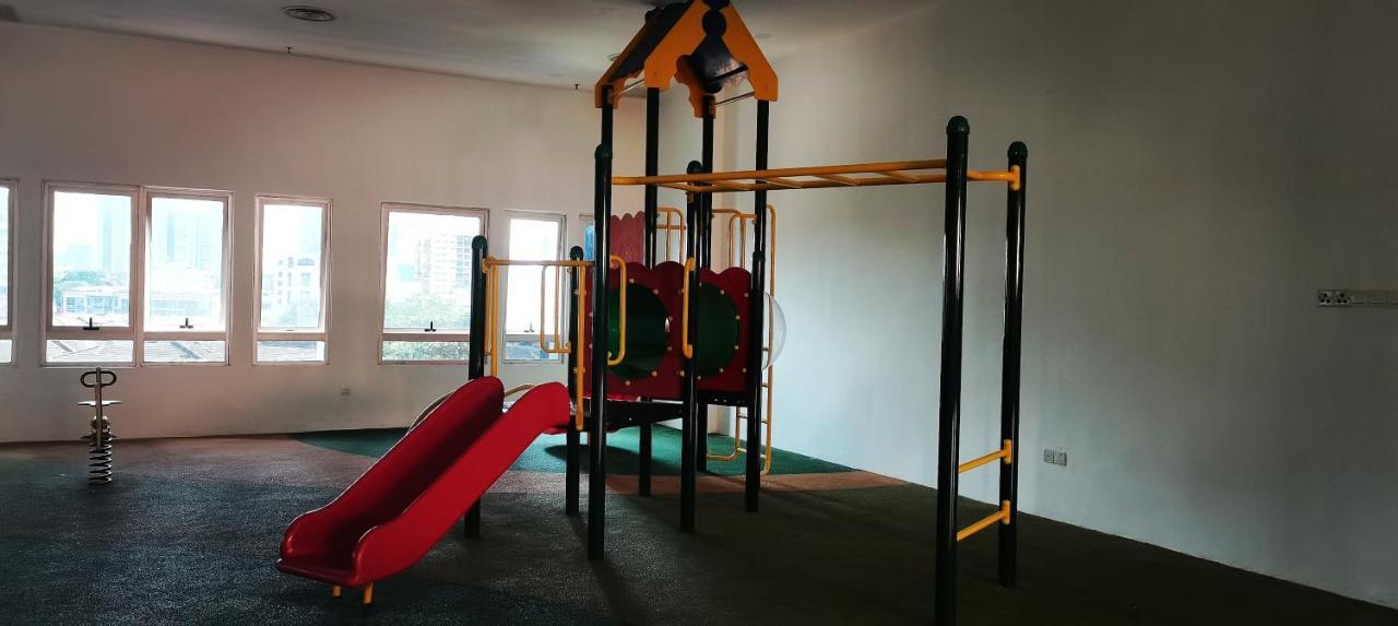 Cozy Forest Themed Homestay 4 Bedroom Kuala Lumpur Buitenkant foto